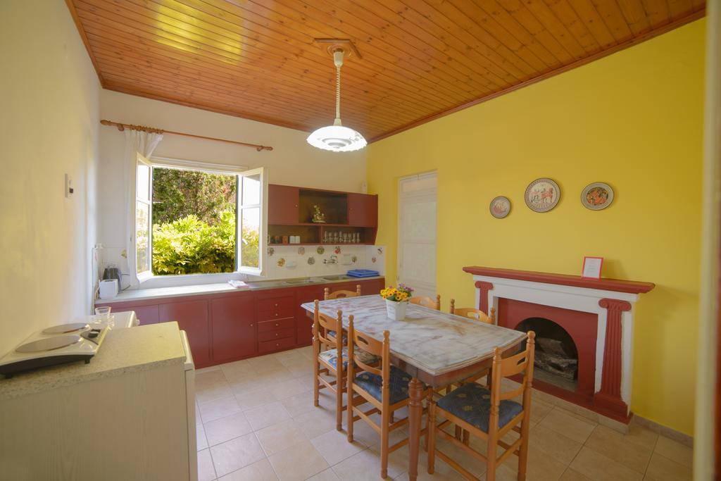 Othonas Apartments Sidari  Bagian luar foto